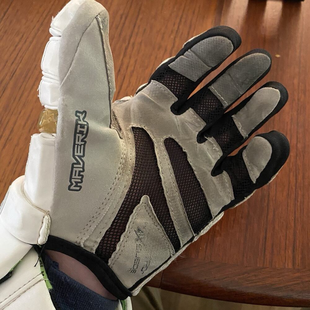 Maverick M4 375 Large 13” Lacrosse Gloves White - Picture 10 of 11